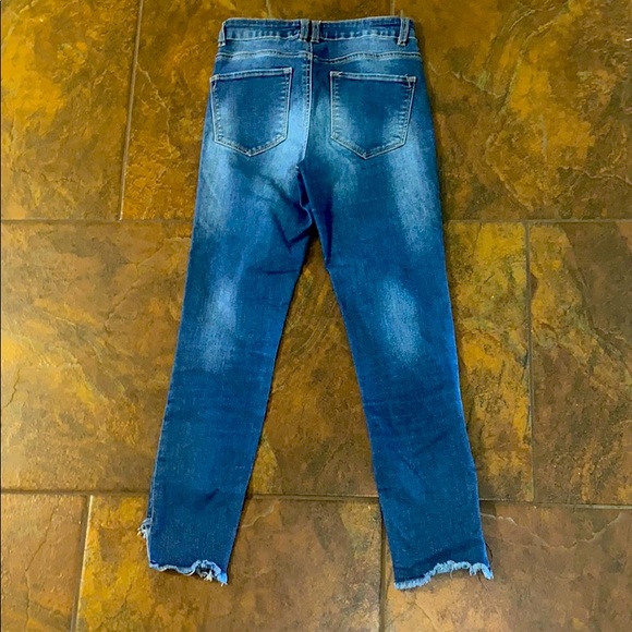 Distressed jeans - Picture 2 of 2